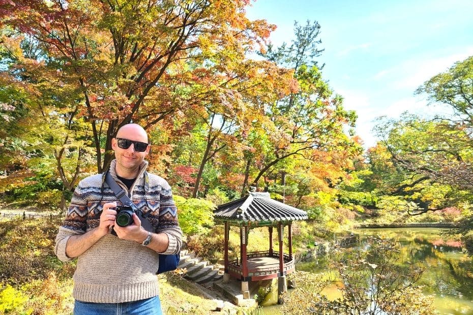 Joel in the Secret Garden in autumn in Seoul, Korea