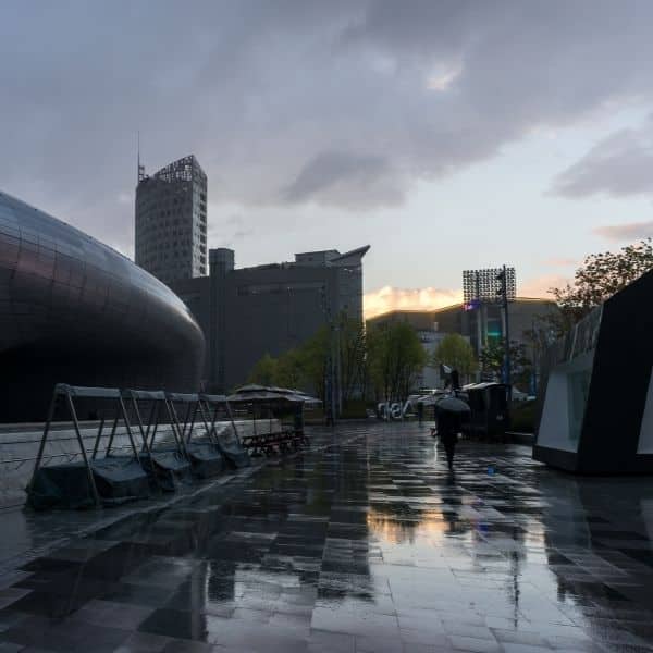 Dongdaemun Design Plaza on a rainy day