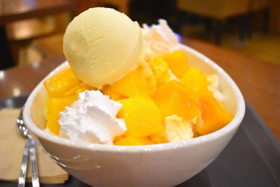 Korean mango flavoured bingsu dessert