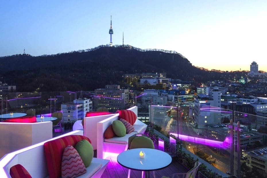 Rooftop bar in Seoul