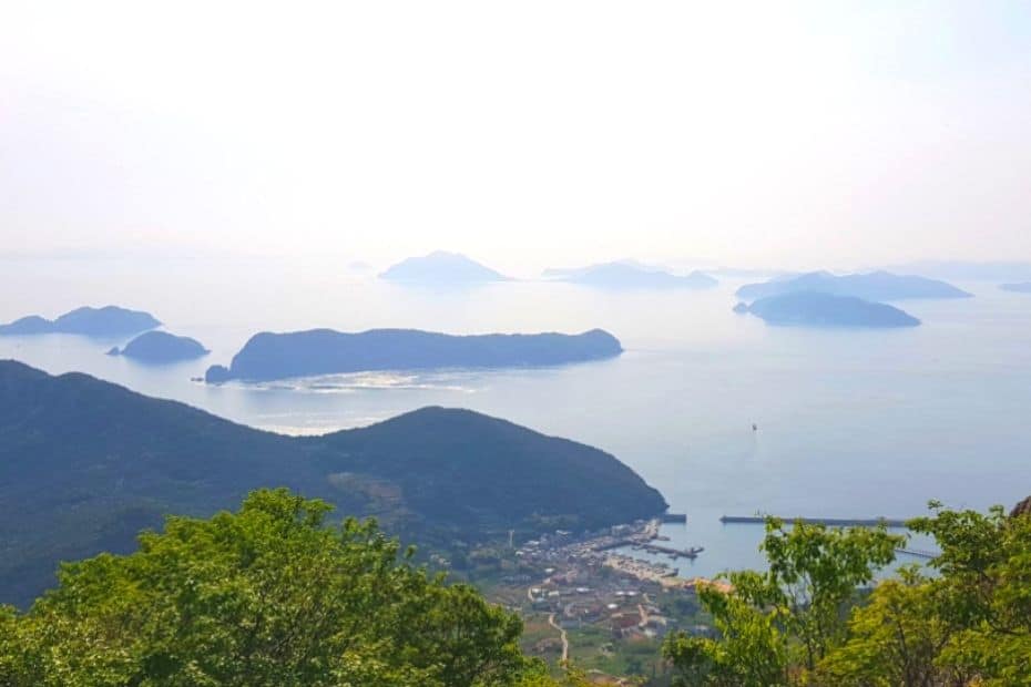 Small islands on the Korean coast