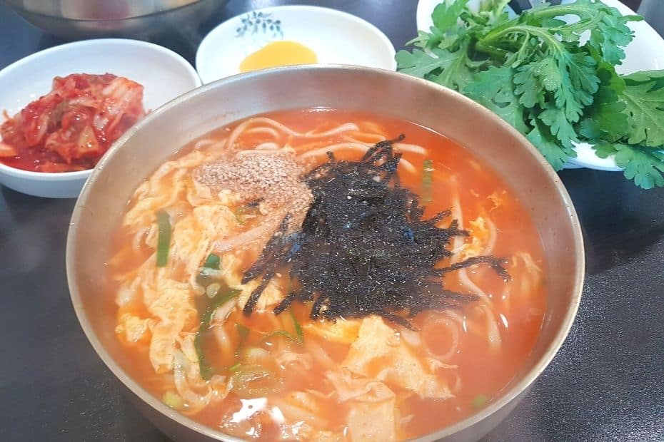 Kalguksu Traditional Korean Knife-Cut Noodle Soup