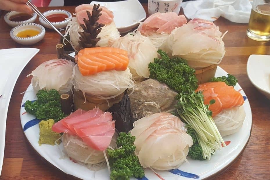 Hoe, a Korean traditional dish of raw fish