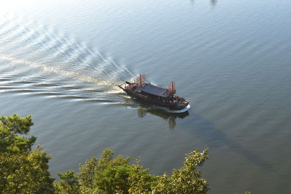 River cruise boat on the Baegmagang River, Buyeo