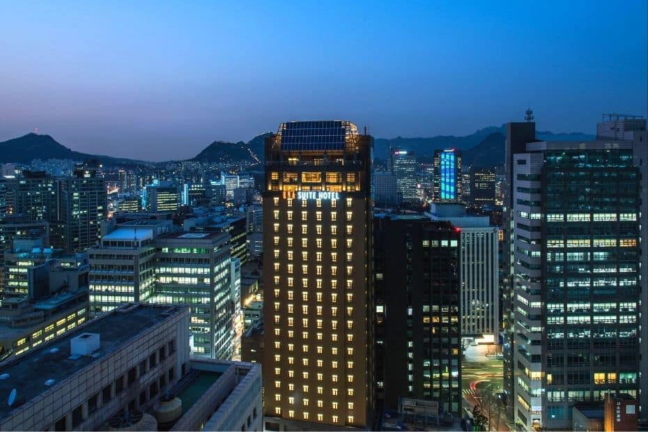 Top 10 Budget Hotels In Myeongdong: Best Stays Under $100 3