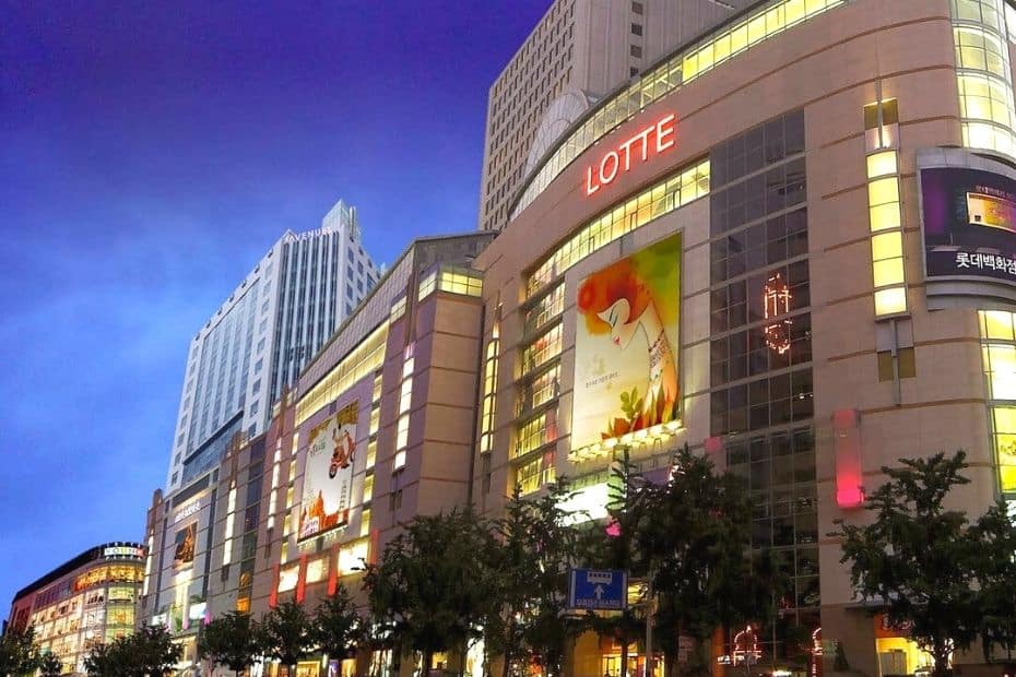 Shops and malls in Myeongdong, Seoul