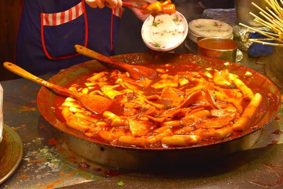 Tteok-bokki Best Korean Winter Foods: Street Snacks & Hot Dishes
