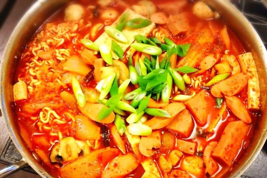Budae-jjigae Best Korean Winter Foods: Street Snacks & Hot Dishes