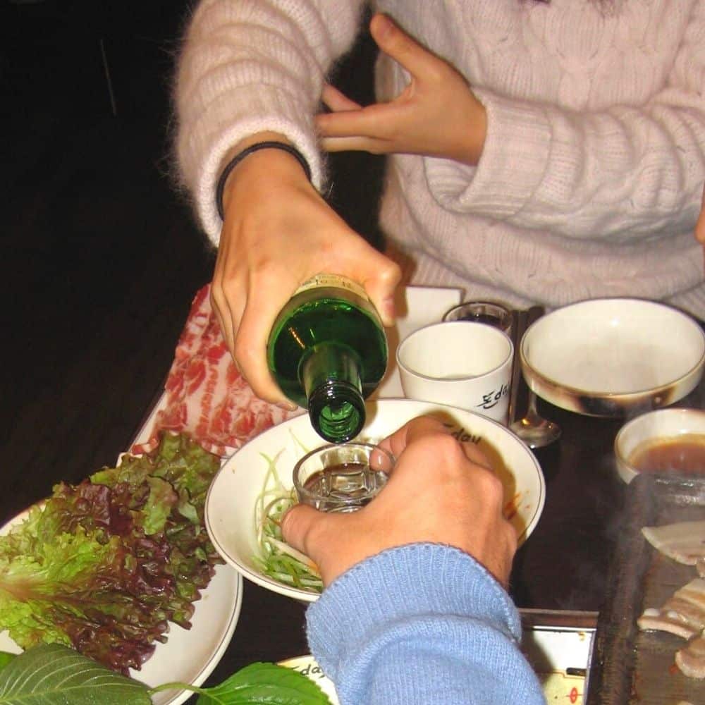 Korean Etiquette When Pouring Drinks