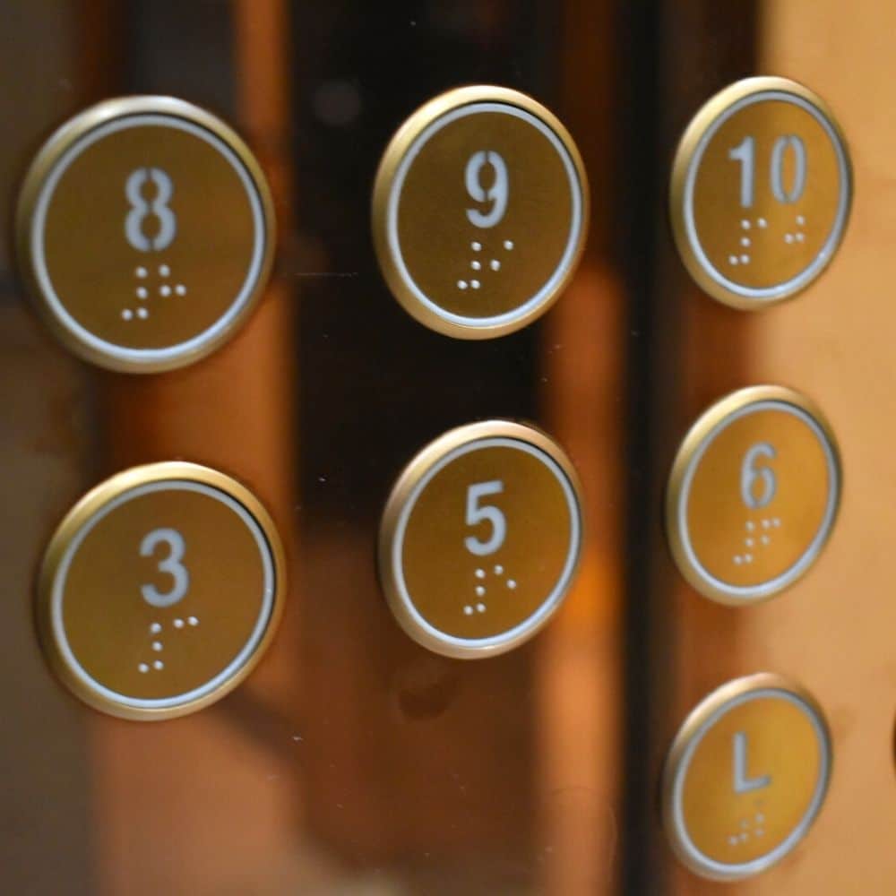 Missing 4th Floor On Korean Elevator