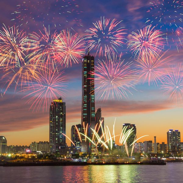 Seoul Fireworks Festival on Han River