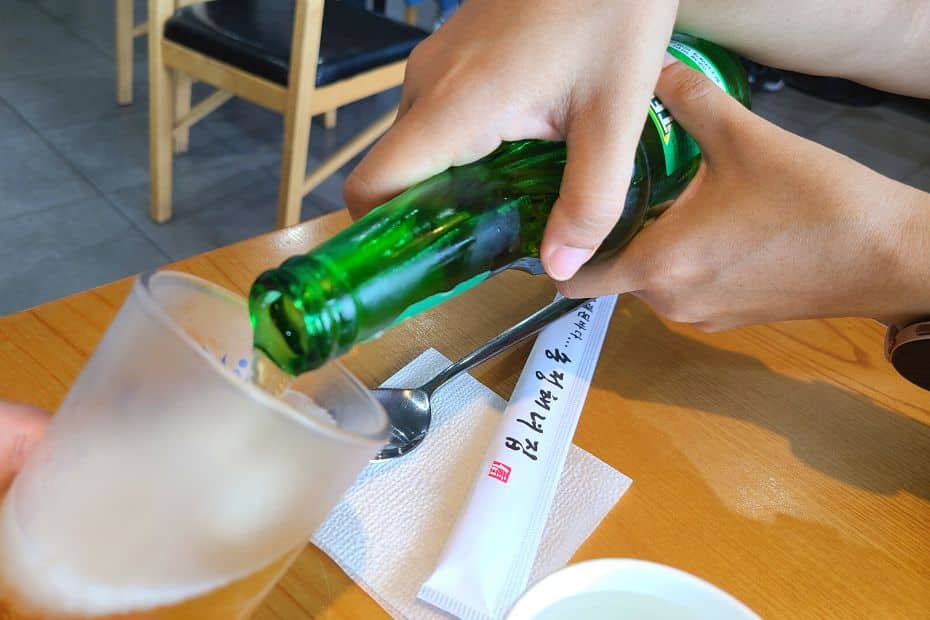 The Correct Way To Pour A Drink In Korea