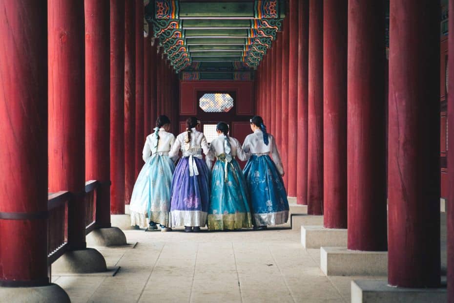 Women in Korean hanbok in Seoul