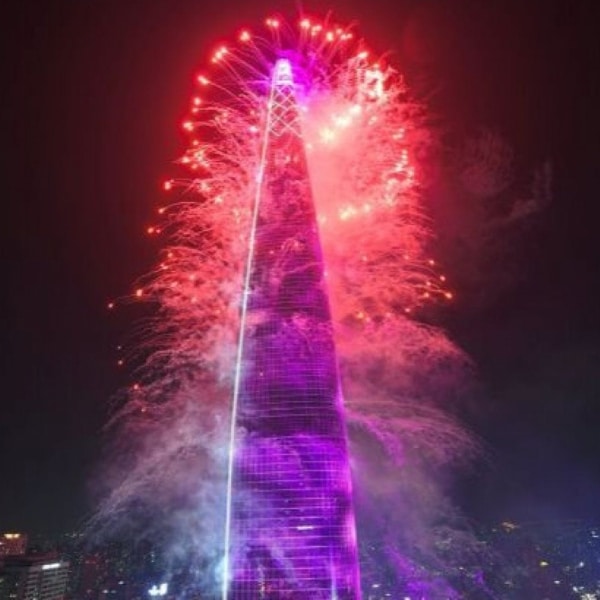 Lotte World Tower New Year's Eve Fireworks