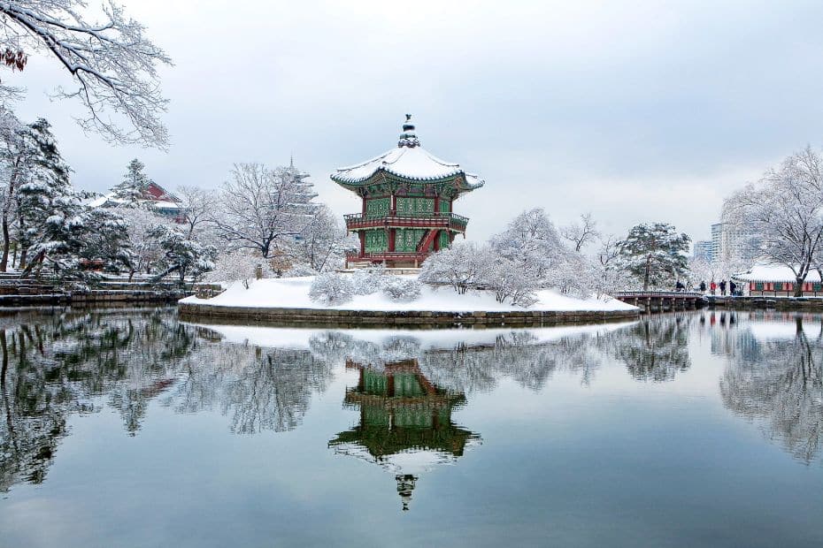 Korean Seasons And Weather Guide For Travelling To Korea   Winter In Korea Winter Activities Sights And Festivals 1 