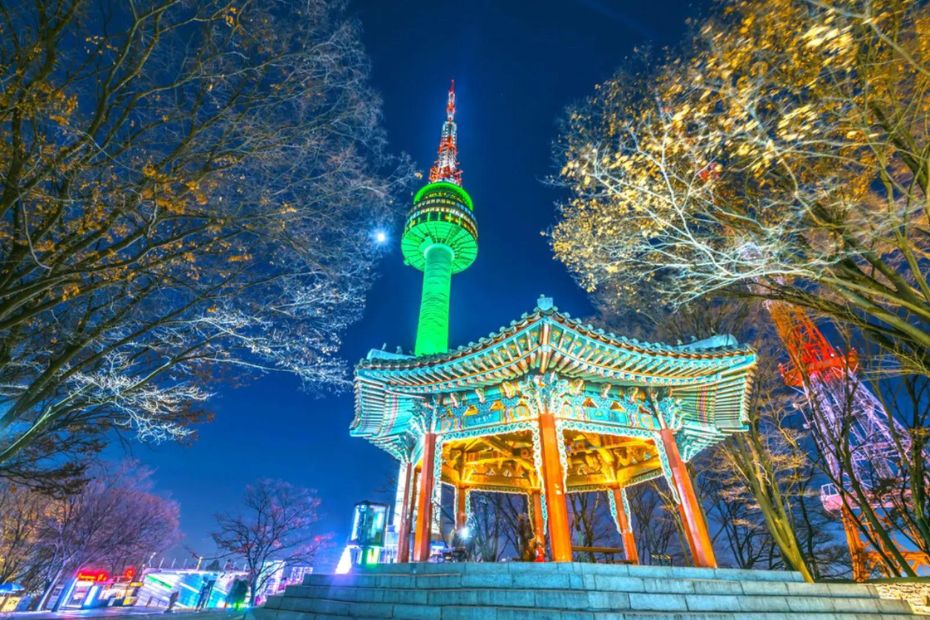 N Seoul Tower In Seoul At Night