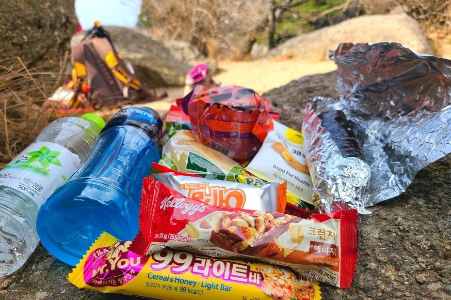 Supplies for hiking in Korea