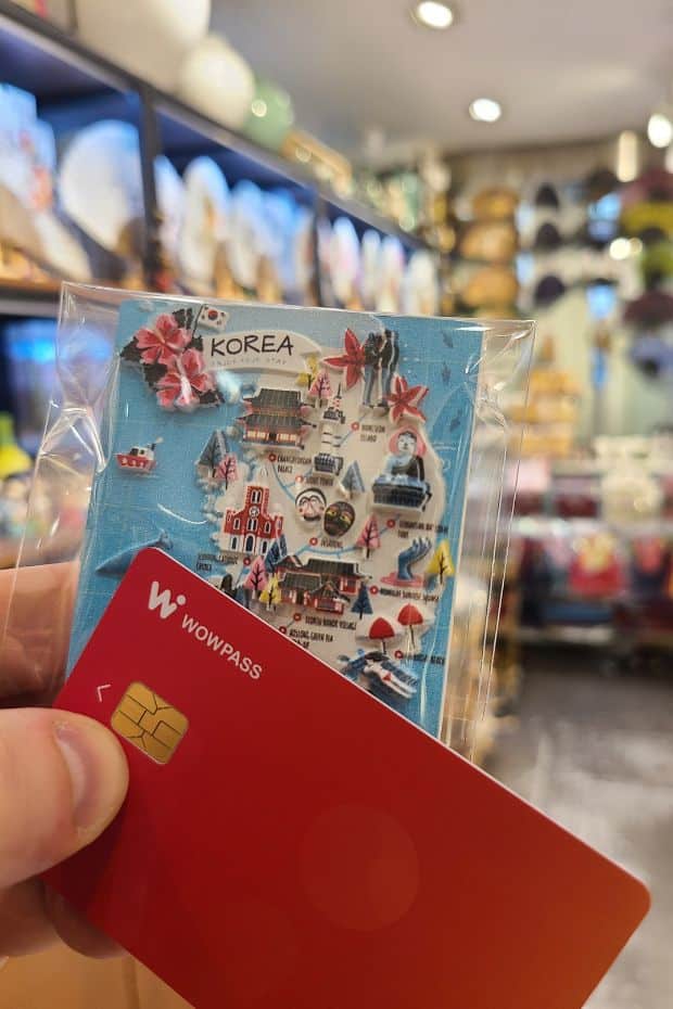 Buying a magnet with WOWPASS in Seoul