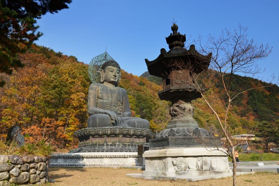 Giant Buddha Statue At Seoraksan National Park