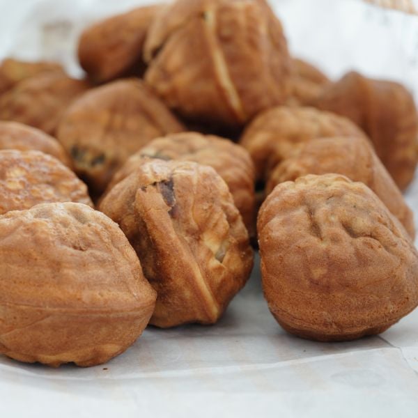 Street food hodu gwaja walnut bread