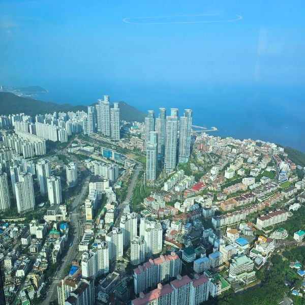 Blue sky views from Landmark Tower Busan