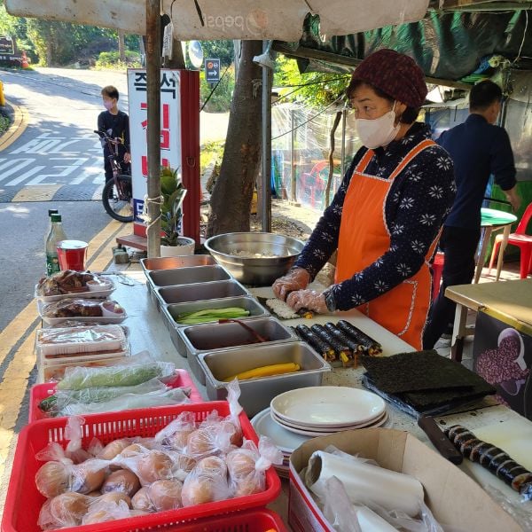 Korean Street Food Seller Bukhansan