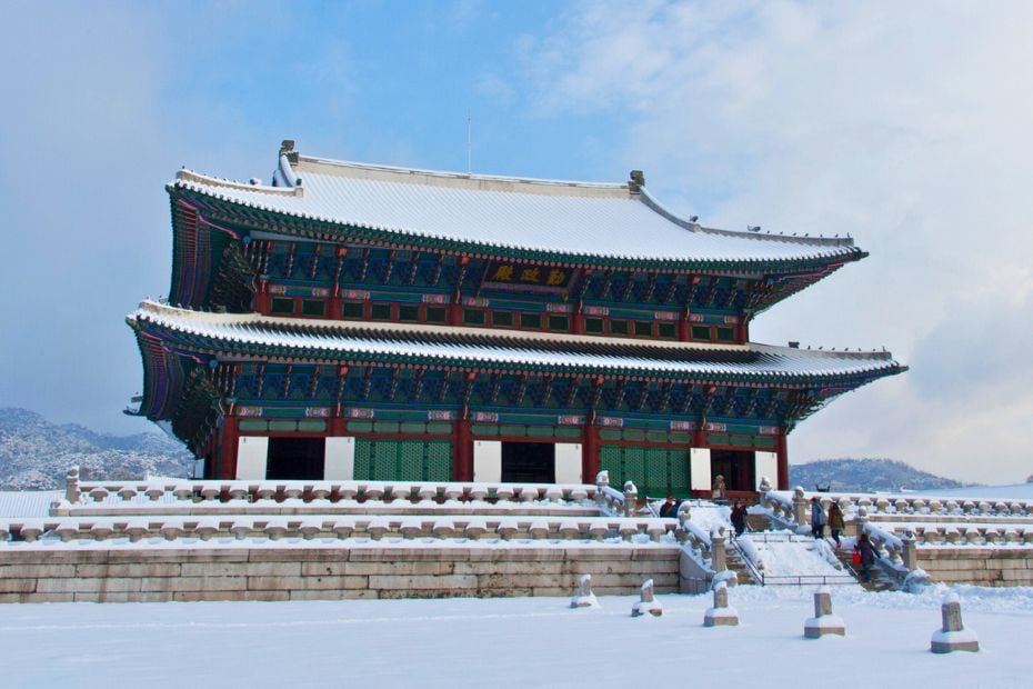 Korean palace with winter snow