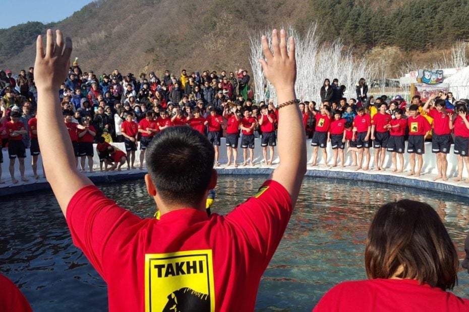 The Best Winter Festivals In Korea You Must Visit In 2025 10 Bare handed fishing at Korean winter festival