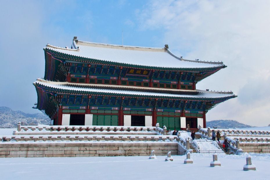 The Best Winter Festivals In Korea You Must Visit In 2025 24 Korean palace with winter snow