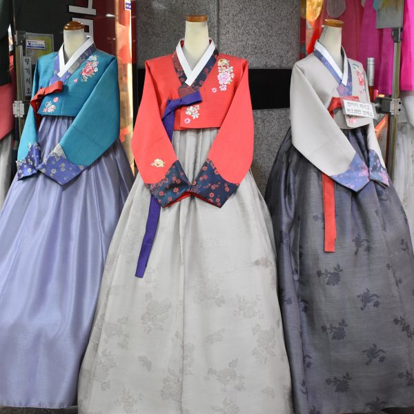 Hanbok for sale in Dongdaemun District