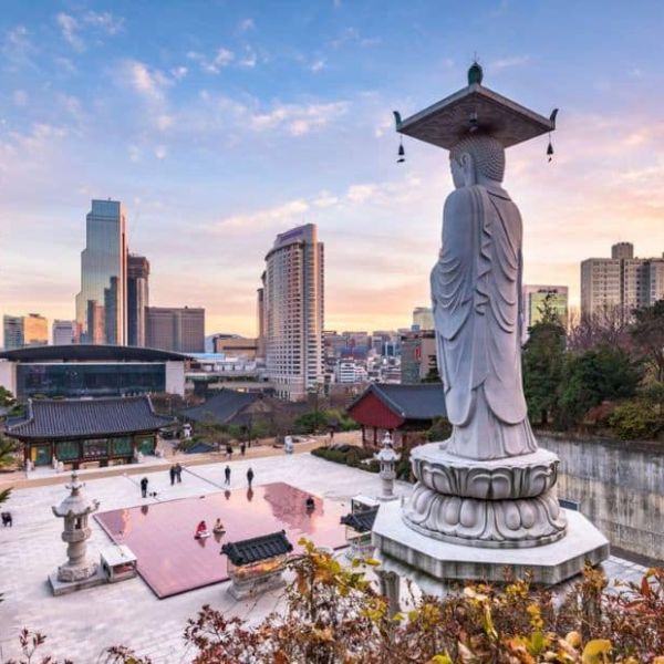 Bongeunsa Temple is a free sight in Seoul