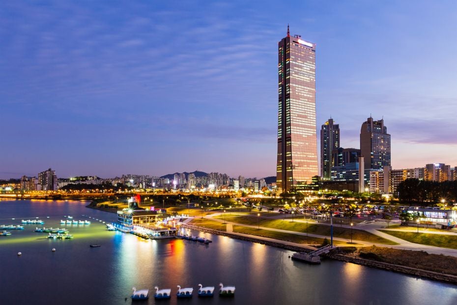 Han River Cruise at night in Seoul