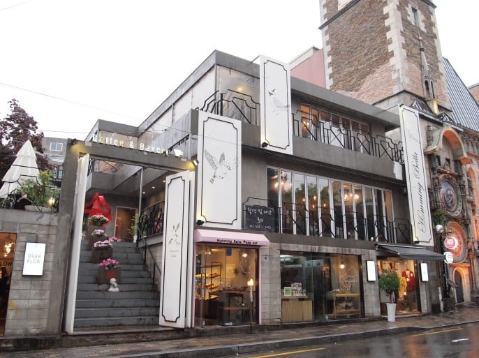 20 Best Cafés in Seoul You Should Visit in 2025 24 Humming Bella cafe seoul